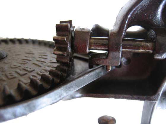 Image of Split-Frame Mechanism